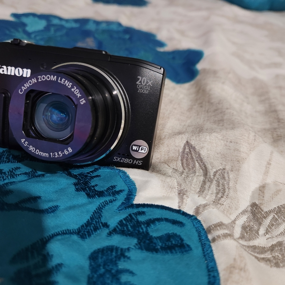 Camera - Picture 4 of 4